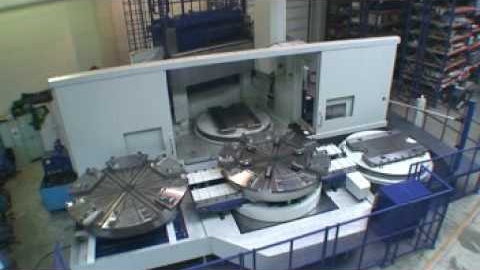 Automatická paletová výměna na vertikálním soustruhu